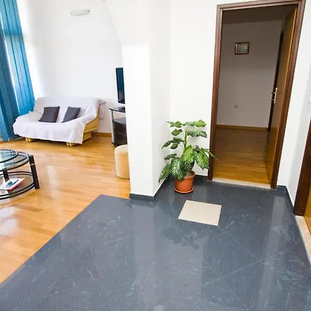 Apartment Argus 1 - Makarska Center - 3 Bedroom 아파트
